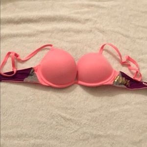PINK Super Push-Up Bra